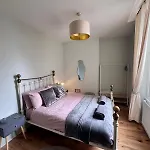 Newly Refurbished - Margate Seascape Retreat