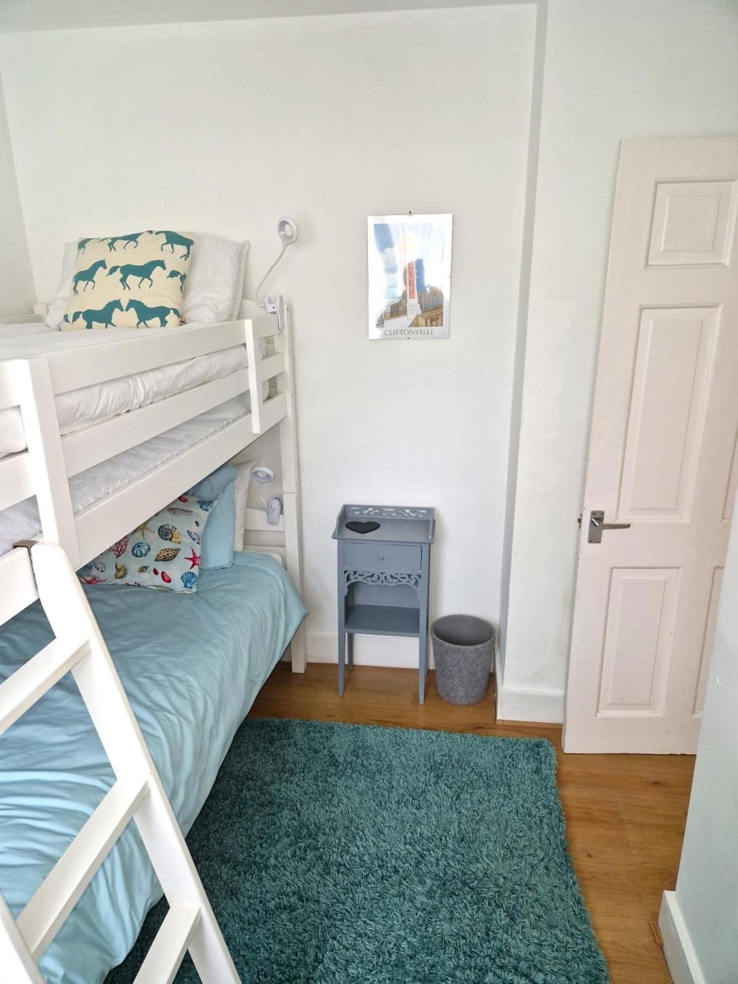 Apartment Newly Refurbished - Seascape Retreat *